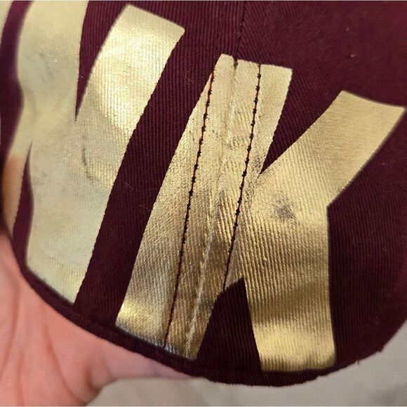 VVictoria's Secret Pink Hat Baseball Cap, Burgundy/Ruby/Gold Side Logo - Picture 11 of 11